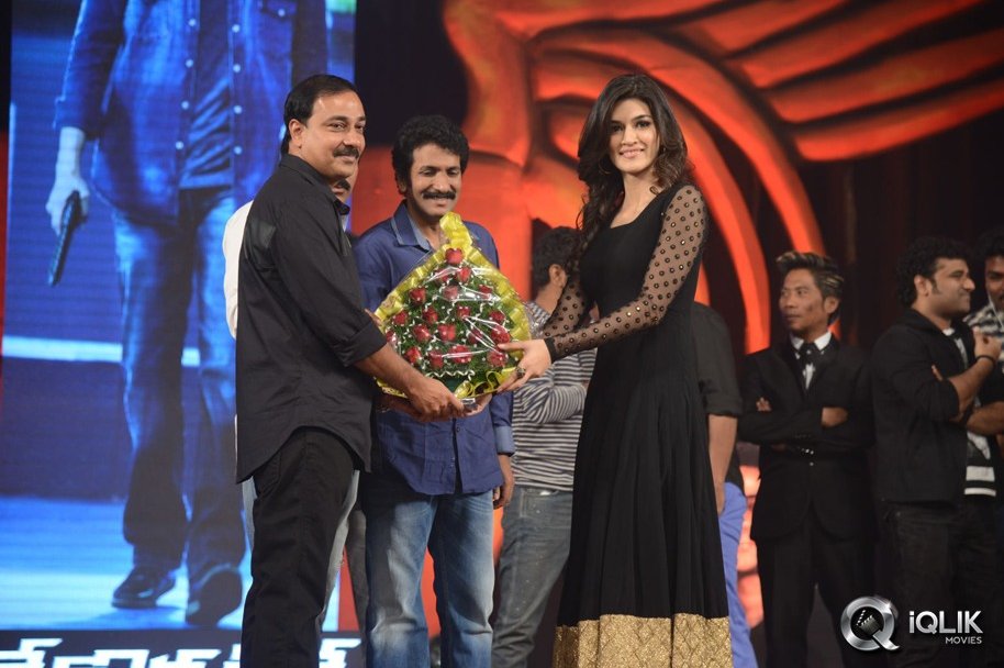 1-Nenokkadine-Movie-Audio-Release